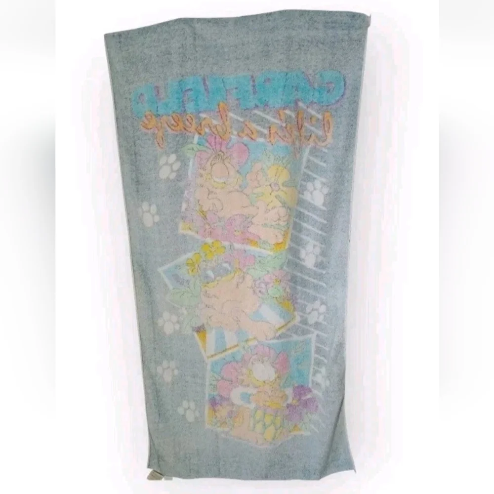 Vintage 1978 Franco Garfield Lifes A Breeze Beach Towel Neon Paw Prints Black